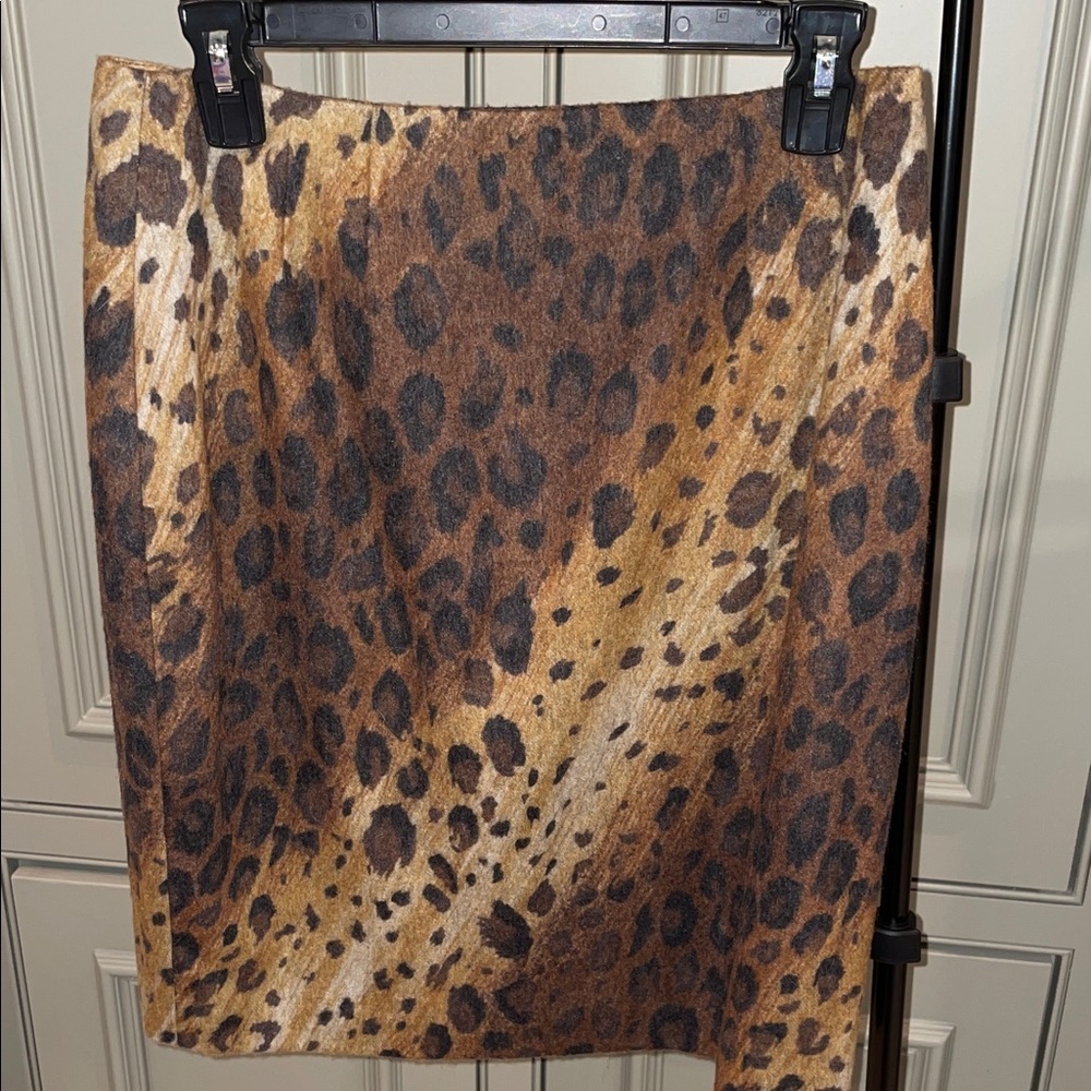 Leopard Print Pencil Skirt Animal Print Chic Statement Piece-10P - Picture 2 of 5